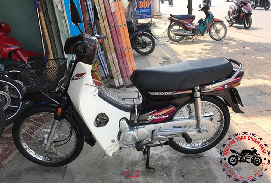 Honda Dream Việt 12 năm tuổi biển số VIP giá hơn 200 triệu đồng